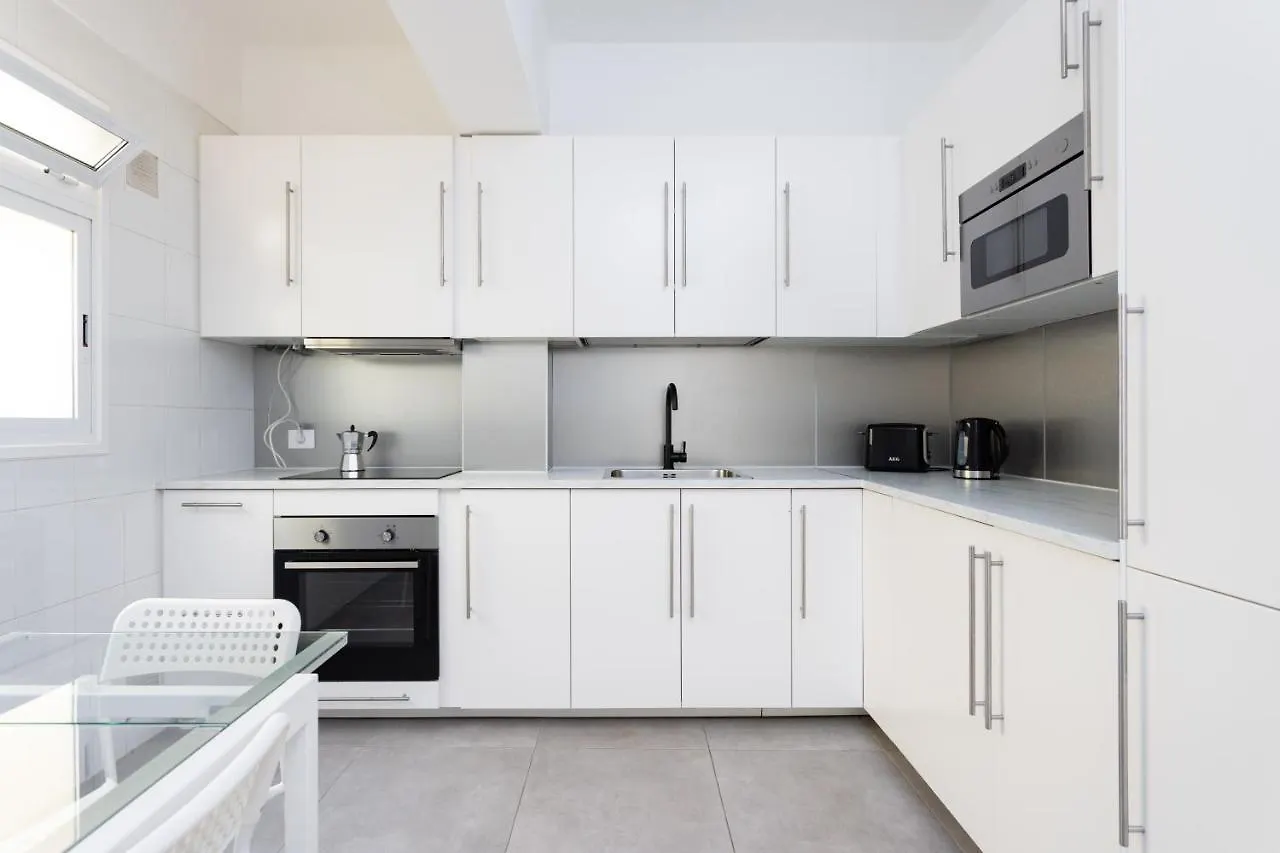 Home2Book Cozy Design Apt Santa Cruz Center Apartment